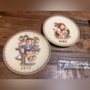 Goebel M.J. Hummel 7th Annual Plates 1977 & 1985